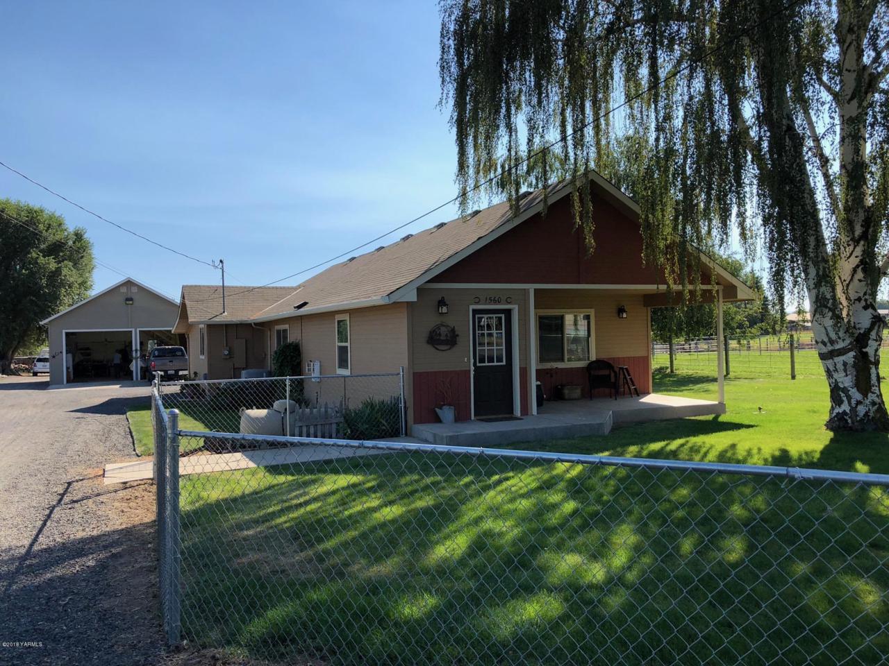 1560 Nagler Rd - Photo 1