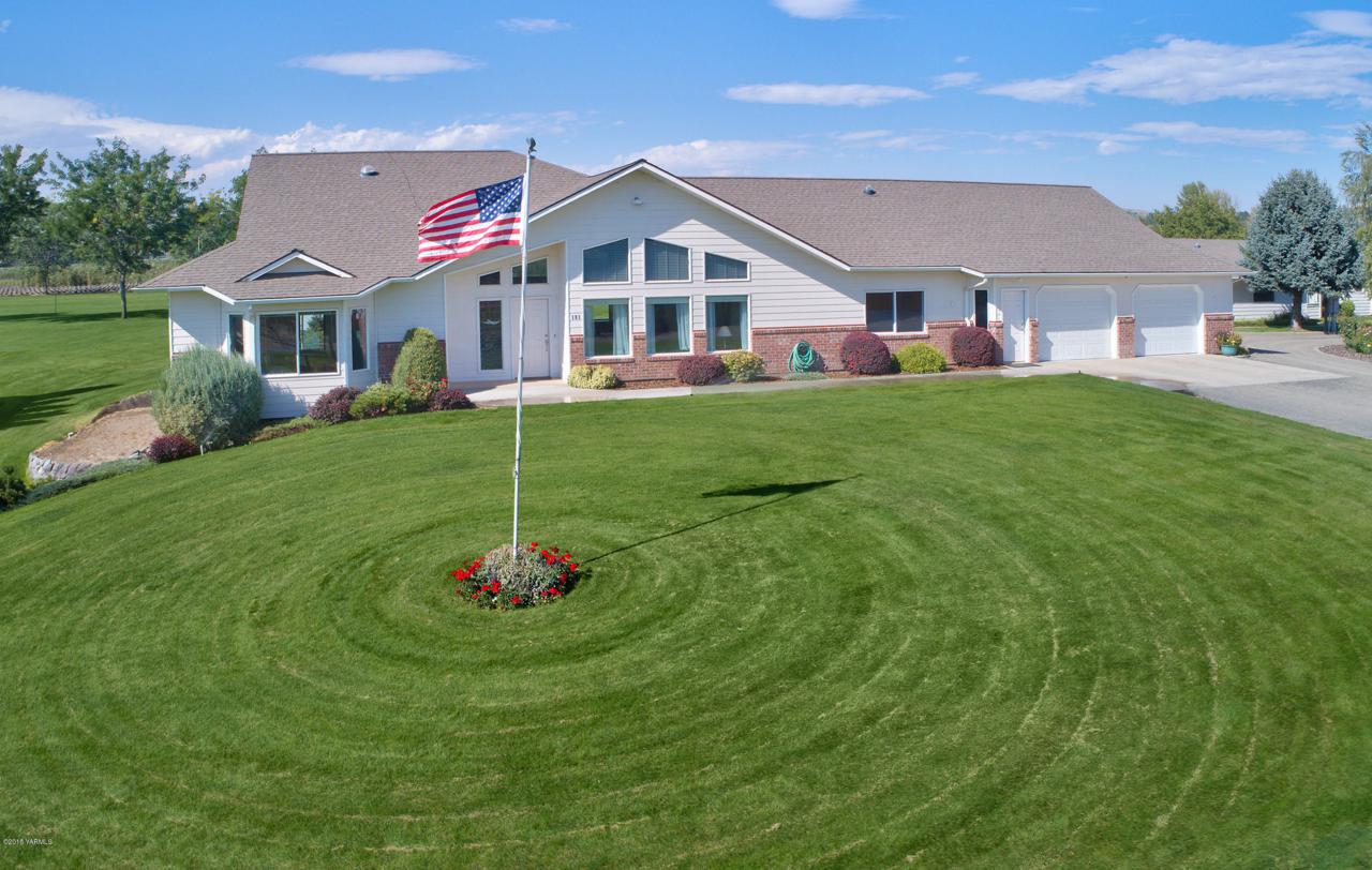 181 Cypress Way - Photo 1