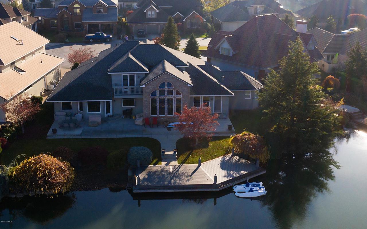 2005 Evergreen Ct - Photo 1