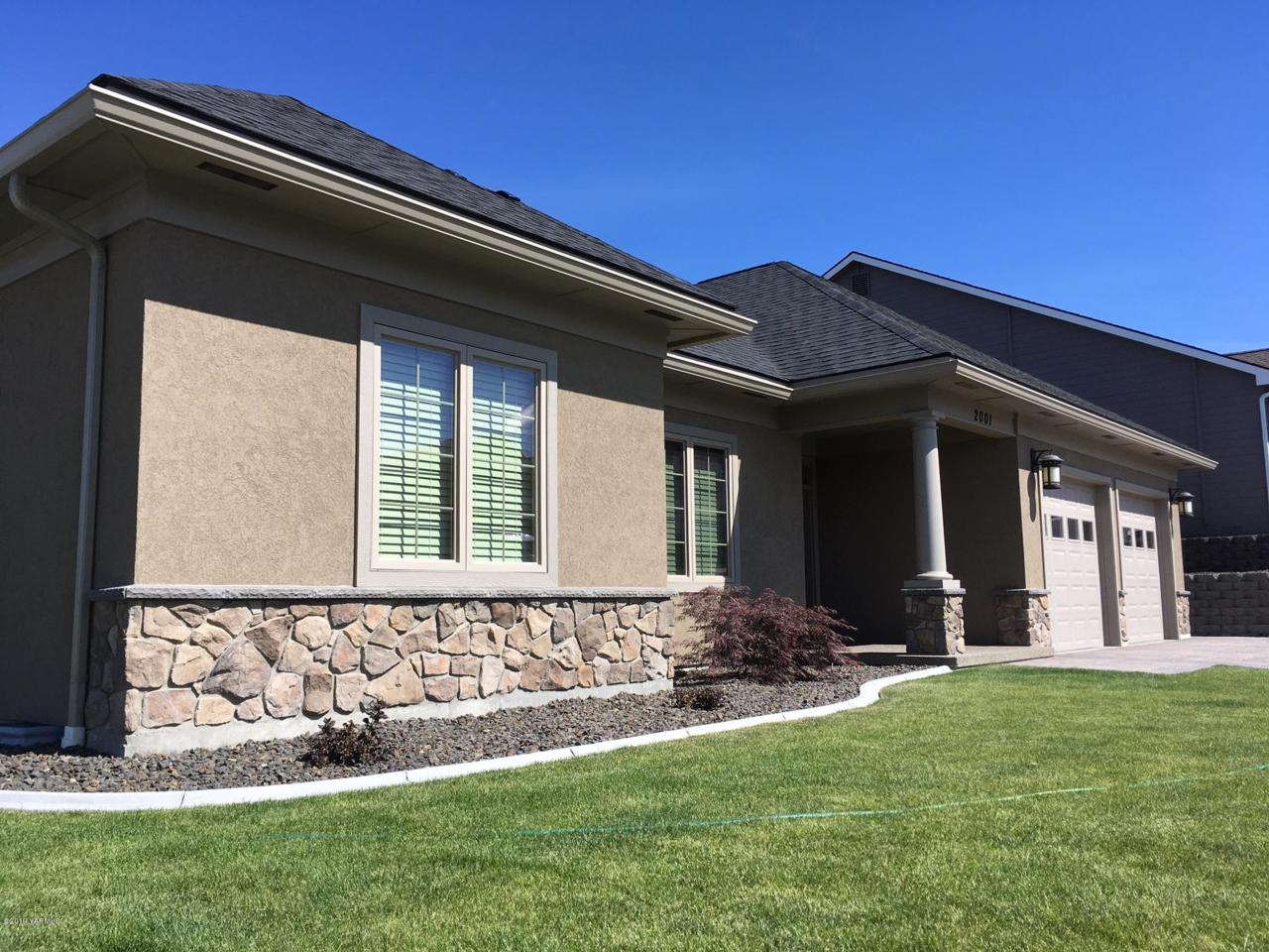 2001 74th Ave - Photo 1