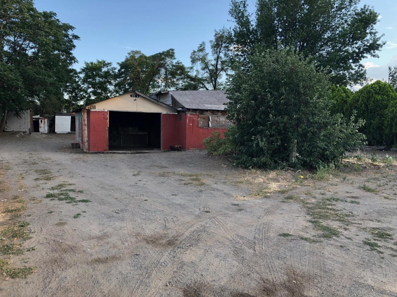 2016 Swan Ave - Photo 1
