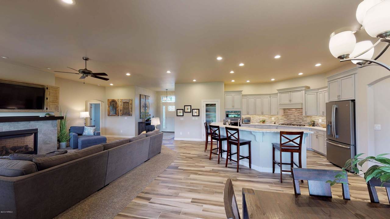 9104 Coolidge Rd Yakima Wa 98903 Mls 19 2567 Heritage