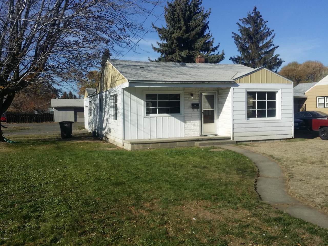 1320 10 Ave - Photo 1 1320 10 Ave - Photo 1
