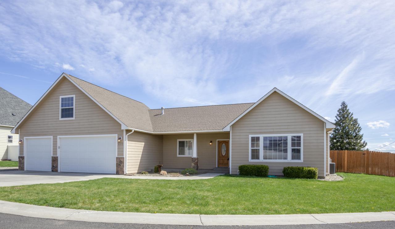 409 93rd Ave - Photo 1