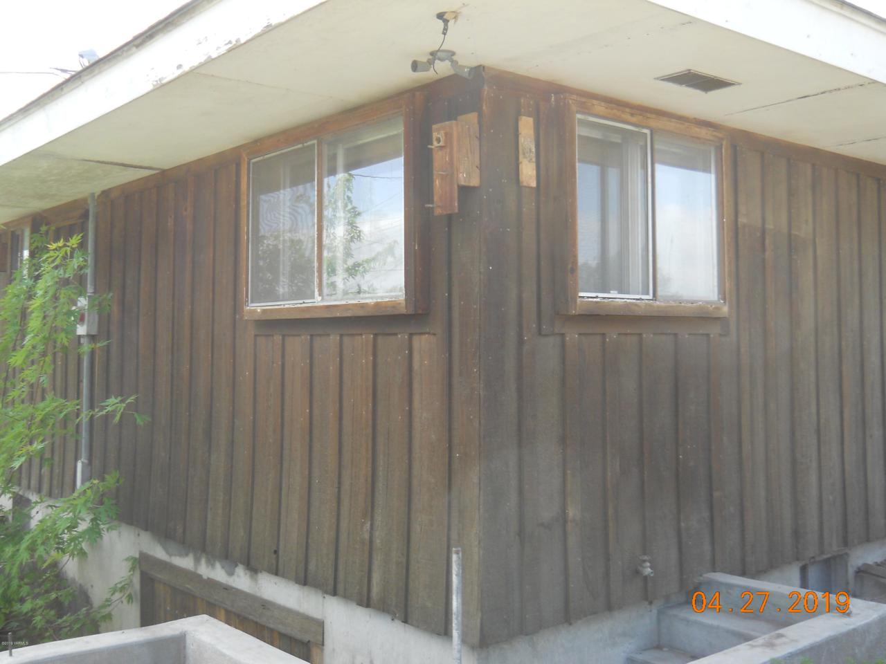 308 6 Ave - Photo 1