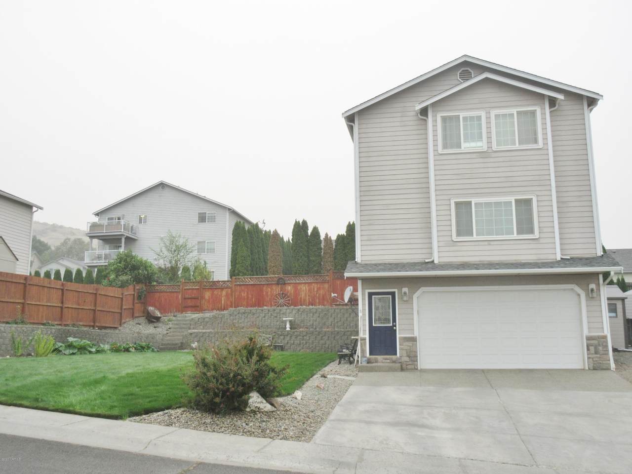 832 4th Street Lp - Photo 1