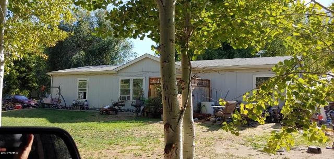 184 Cosmic Ln - Photo 1