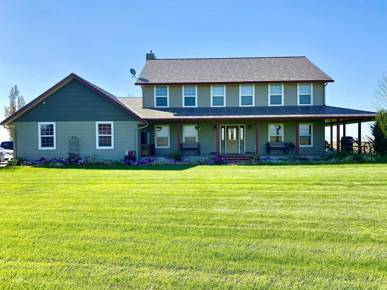 2488 Road Q - Photo 1