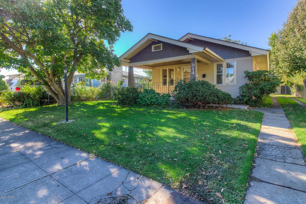 814 4th Ave - Photo 1