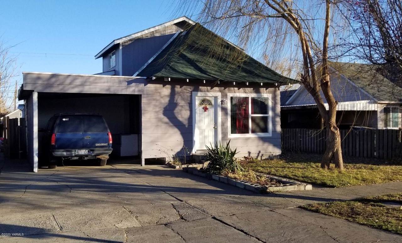 410 Beech St - Photo 1