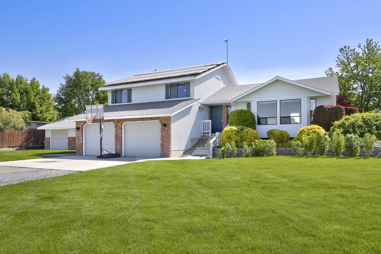 171 Valleyview Rd - Photo 1