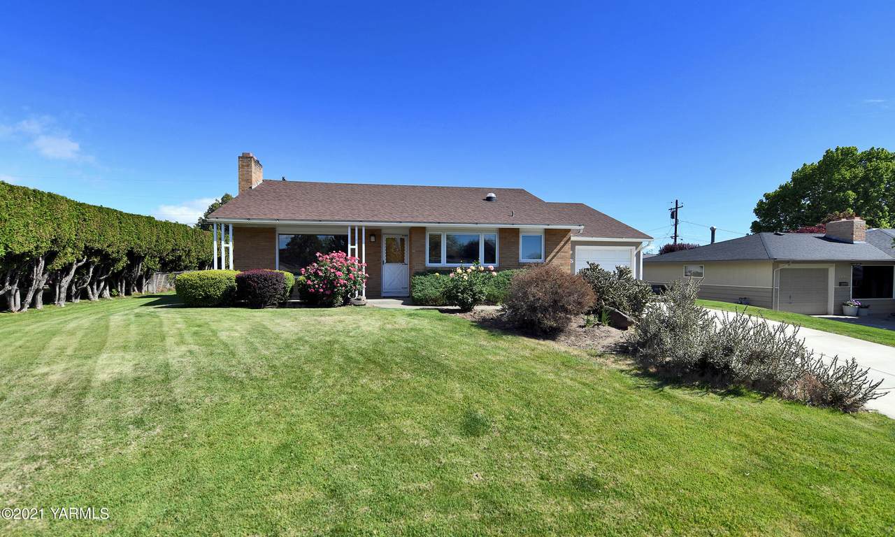4305 Avalanche Ave - Photo 1