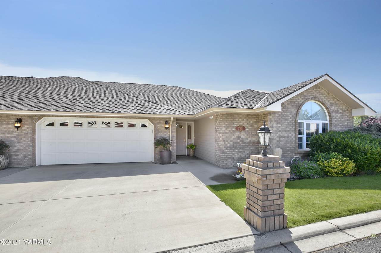 7311 Lincoln Estates Dr - Photo 1
