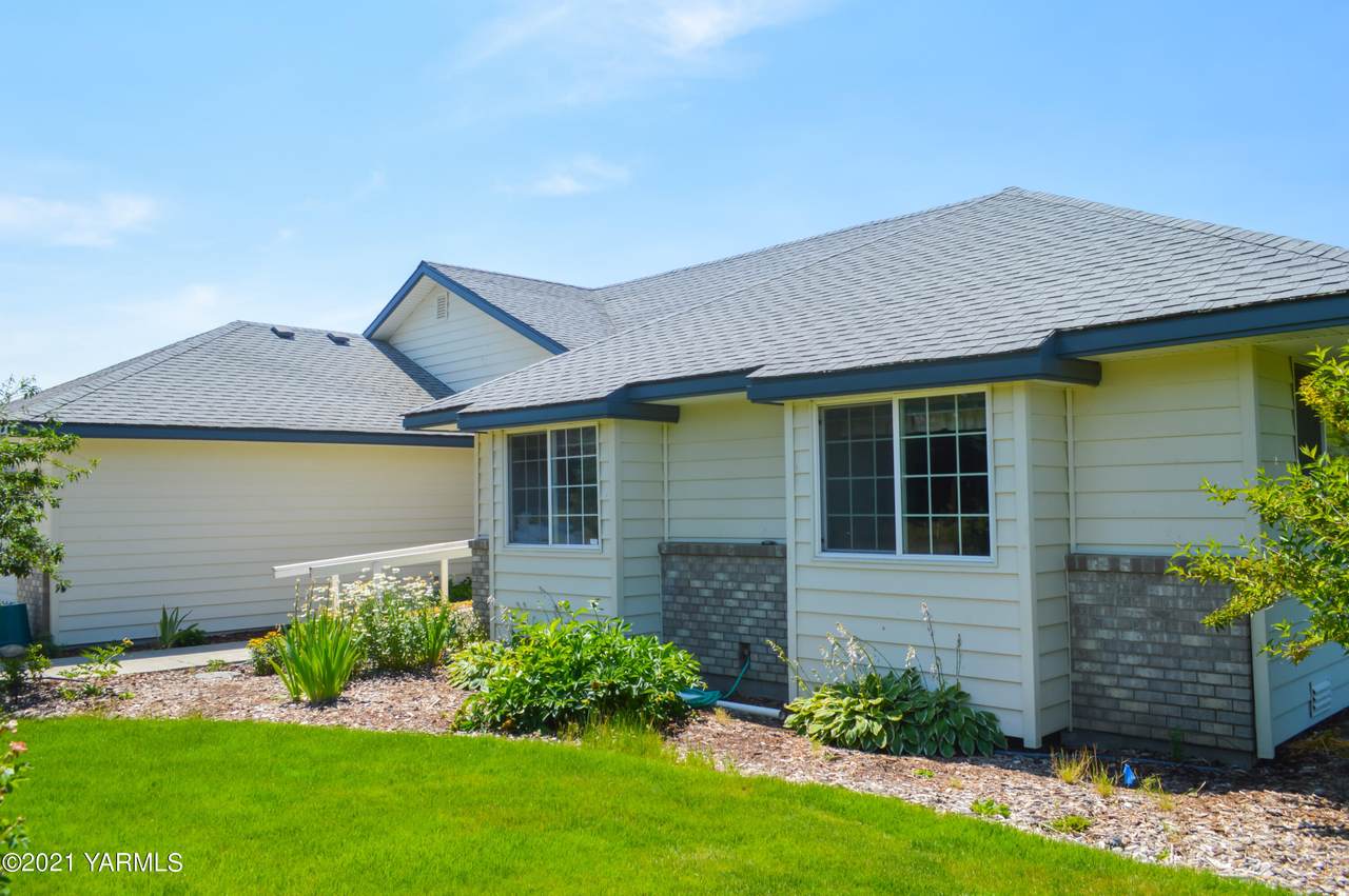12791 Postma Rd - Photo 1