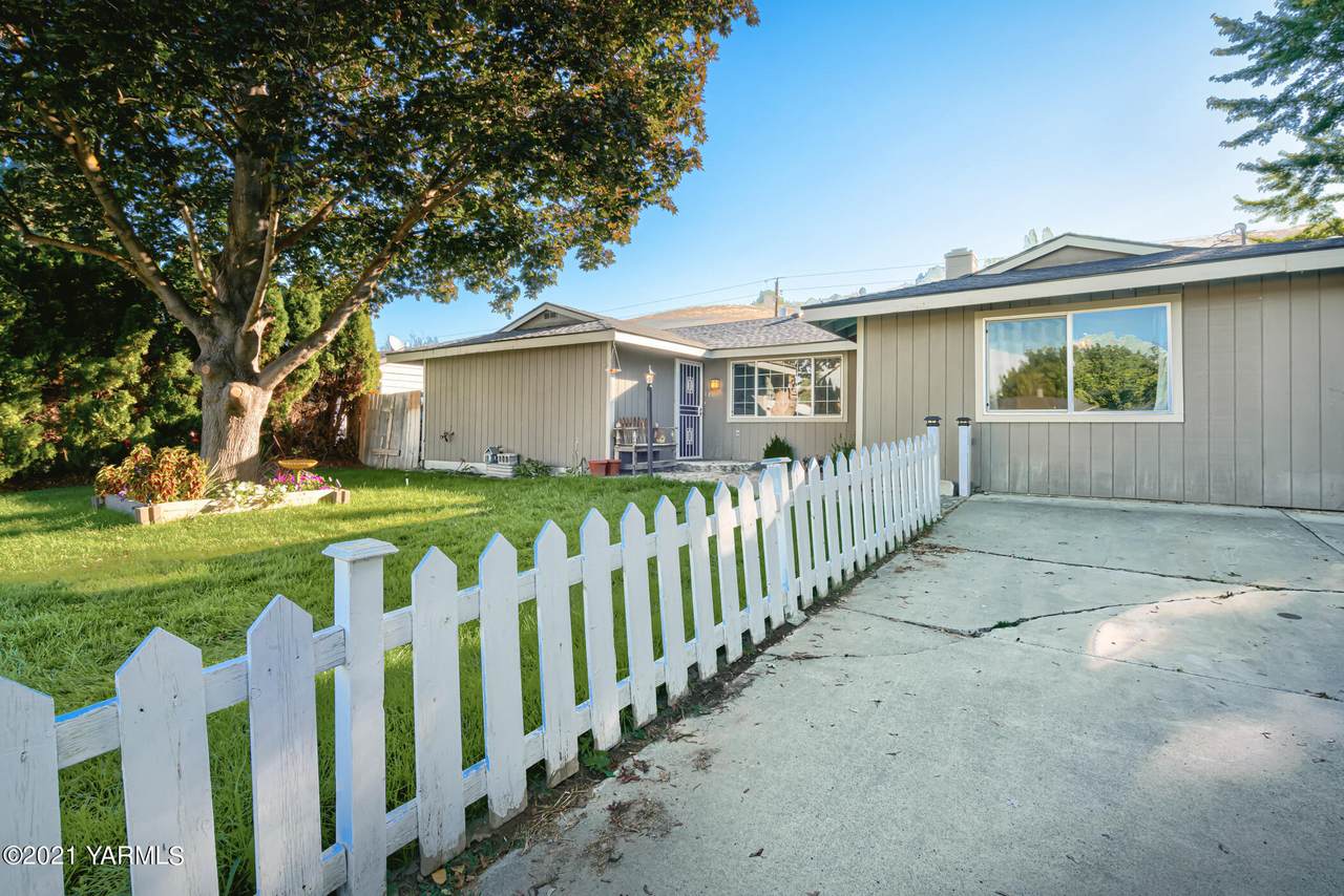 111 Vista Ln - Photo 1