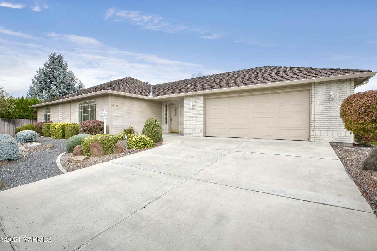 412 70th Ave - Photo 1