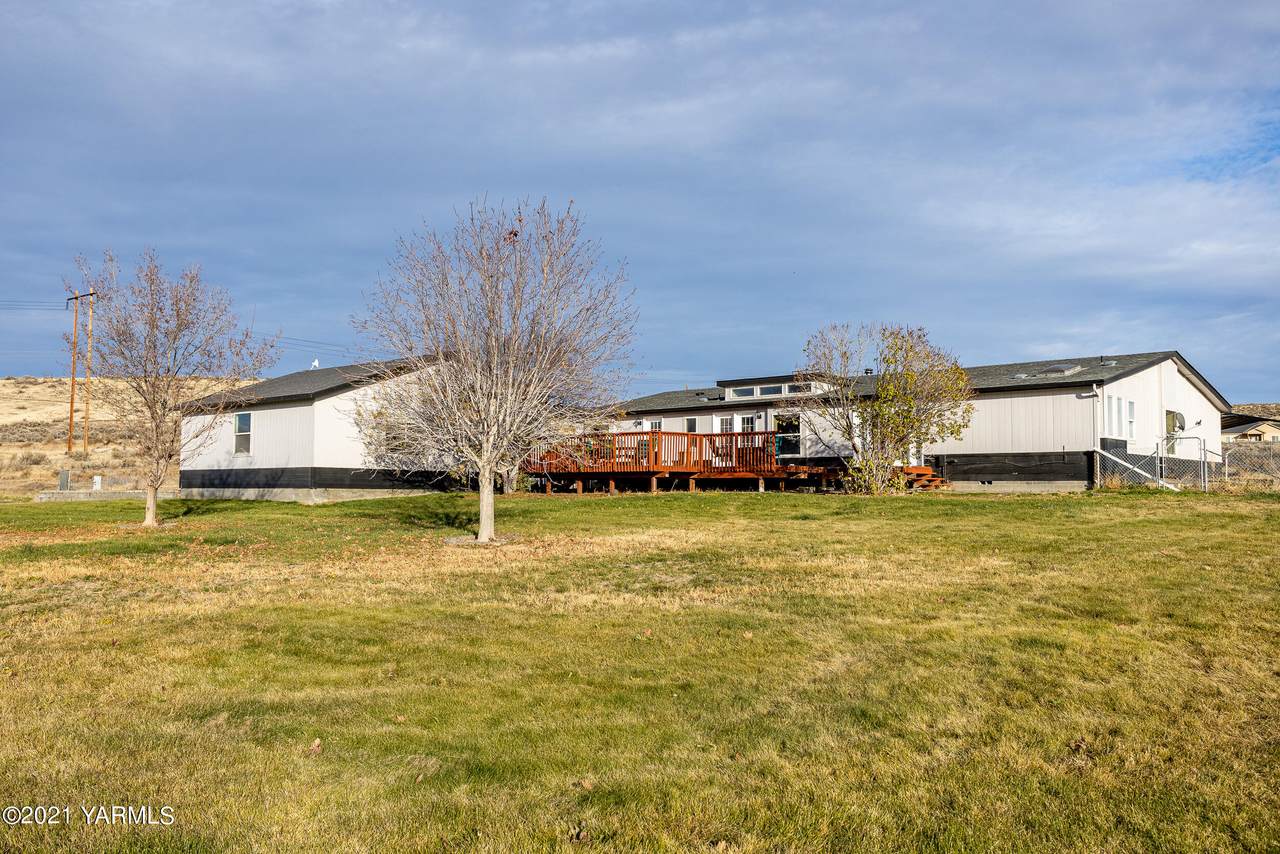 60 Temple Ln - Photo 1