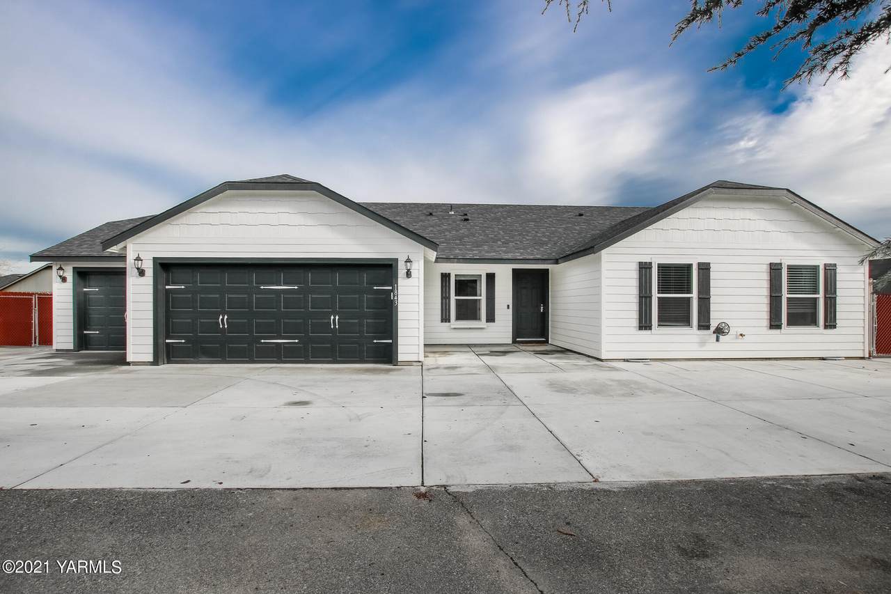 1843 25th Ct - Photo 1