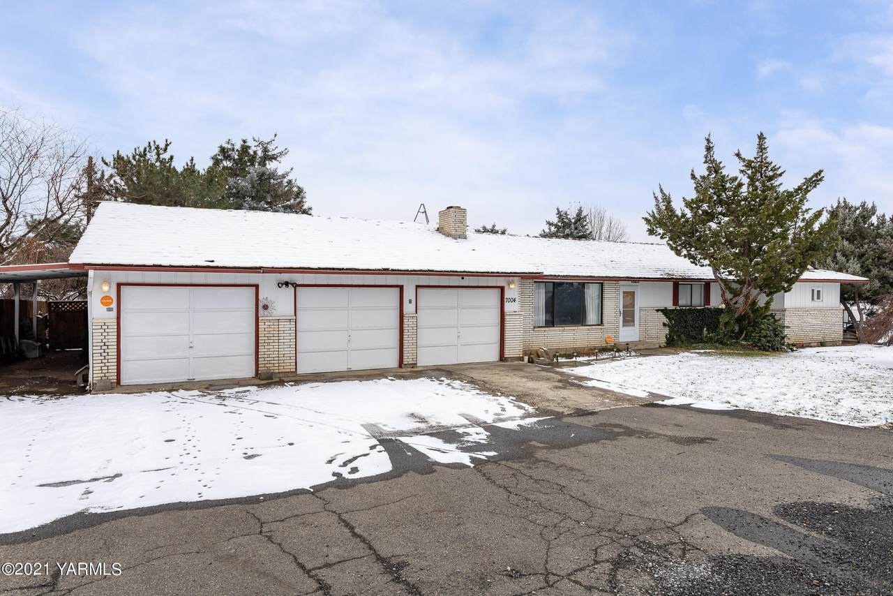 7004 Yakima Ave - Photo 1
