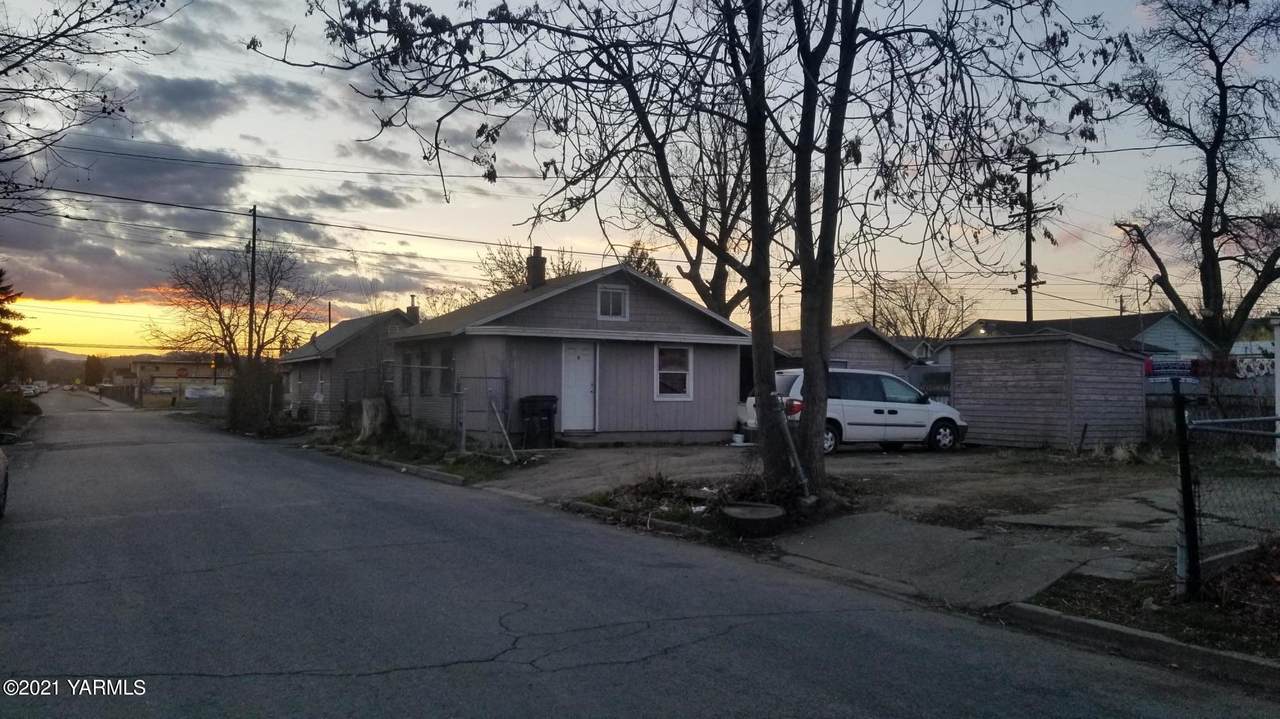 616 5th Ave - Photo 1