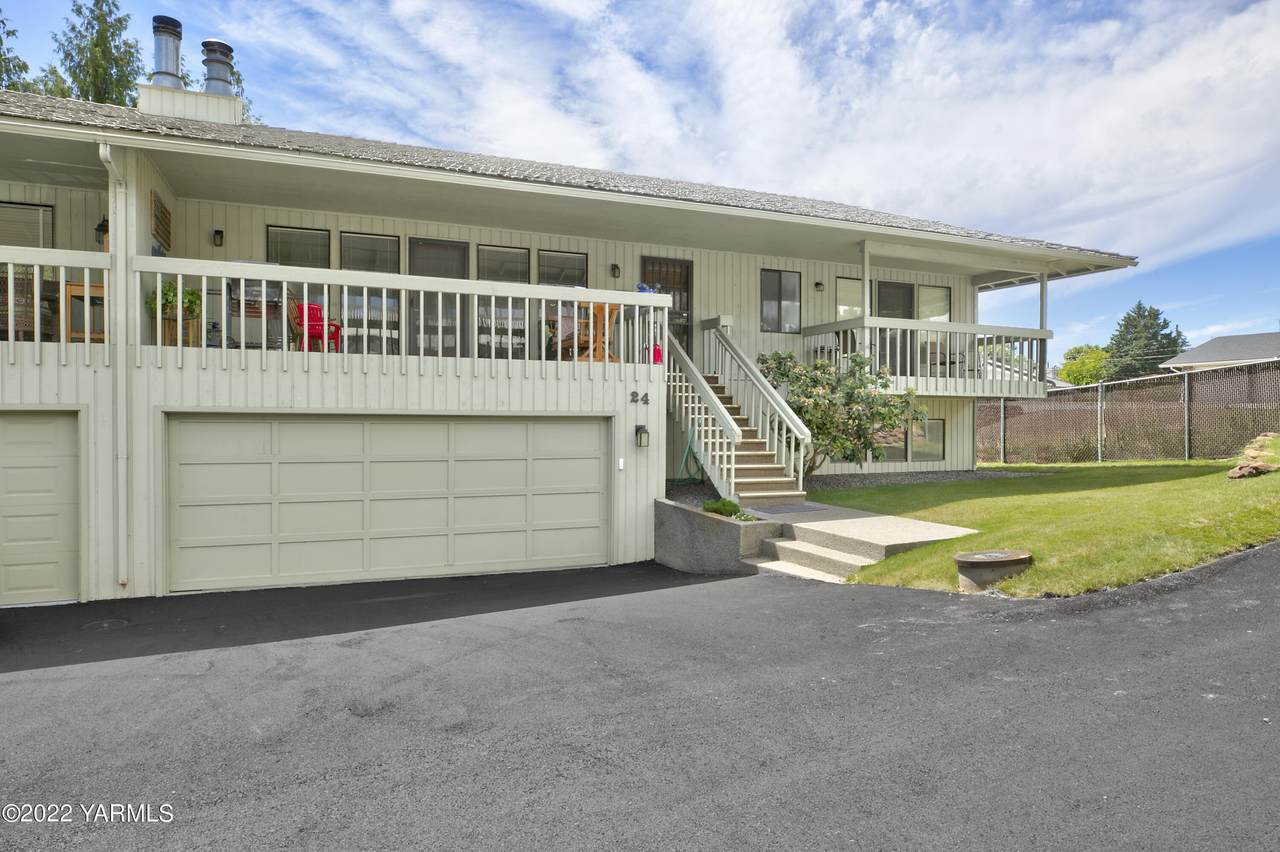 24 Burning Tree Dr - Photo 1