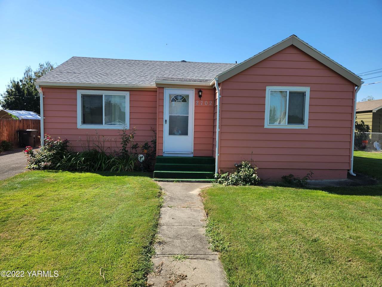 2702 Clinton Way - Photo 1