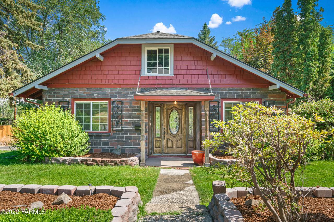 901 19th Ave - Photo 1