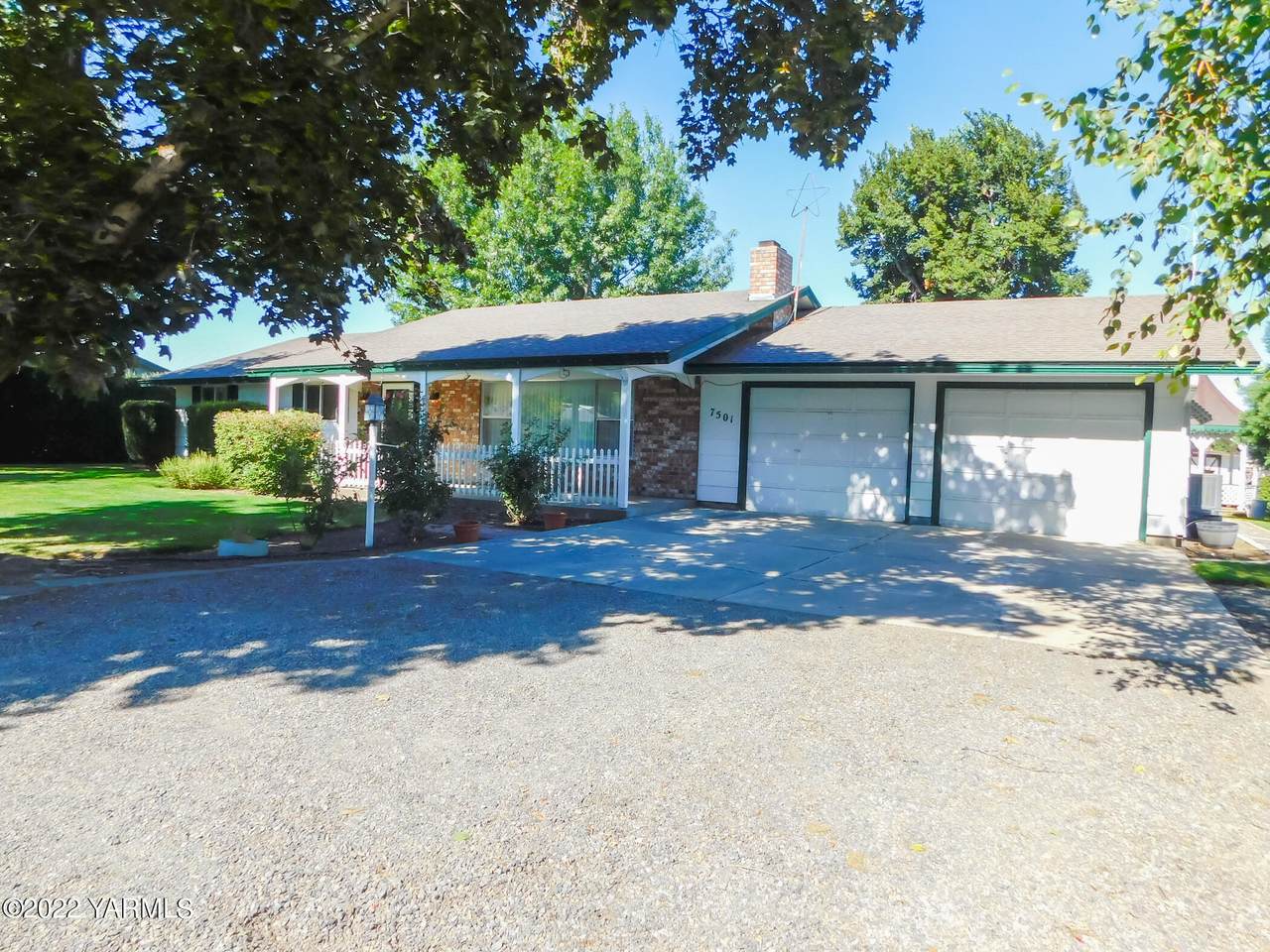 7501 Skyview Ct - Photo 1