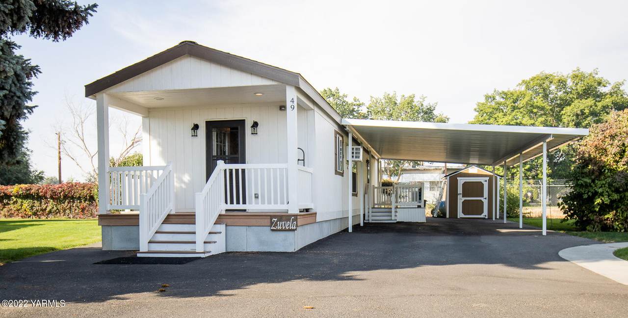55 Washington Ave - Photo 1