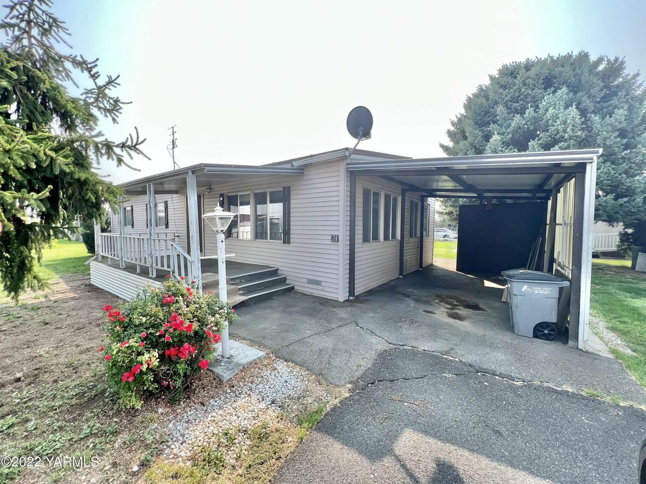 55 Washington Ave - Photo 1