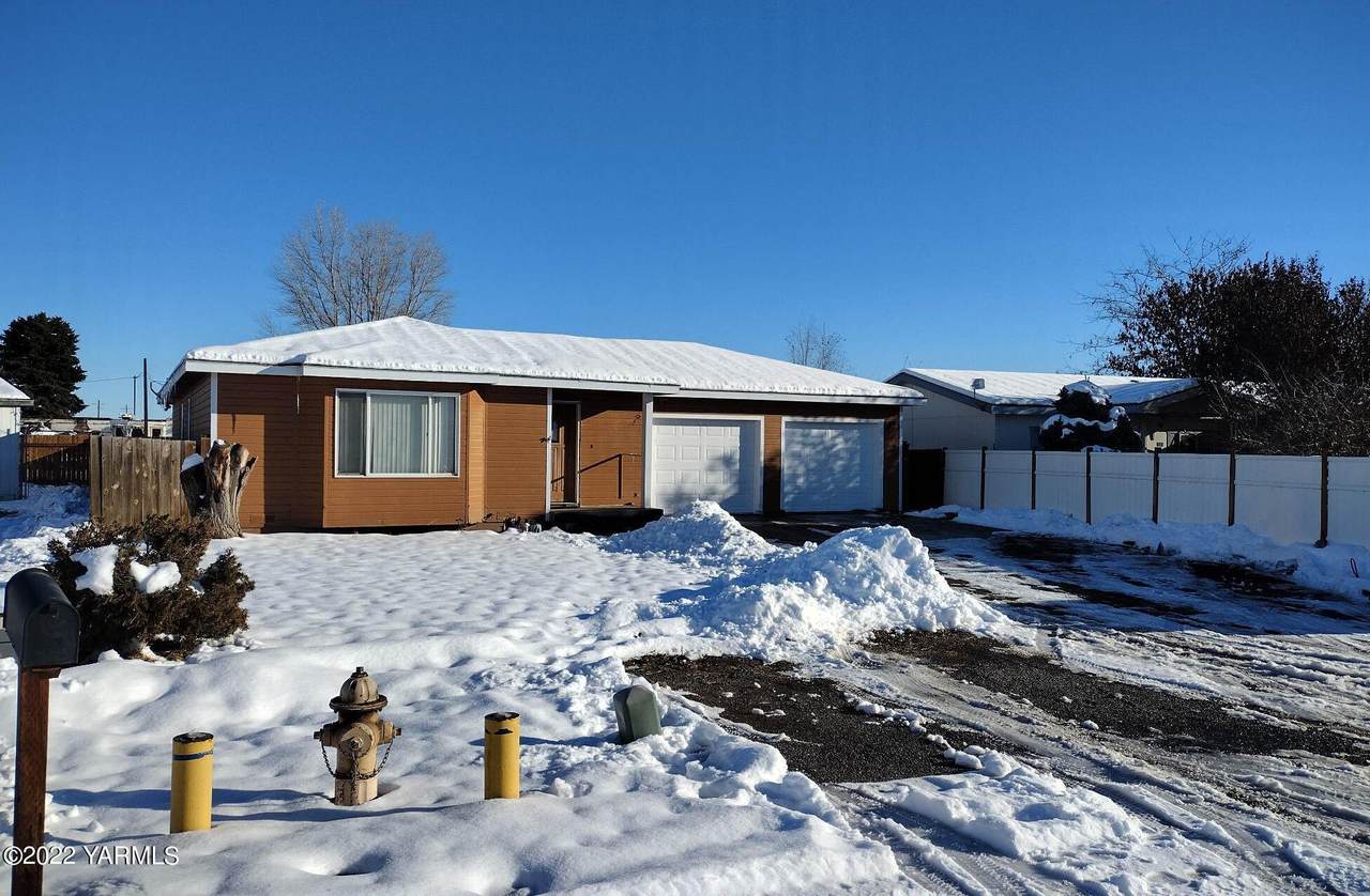 141 Pioneer Cir - Photo 1
