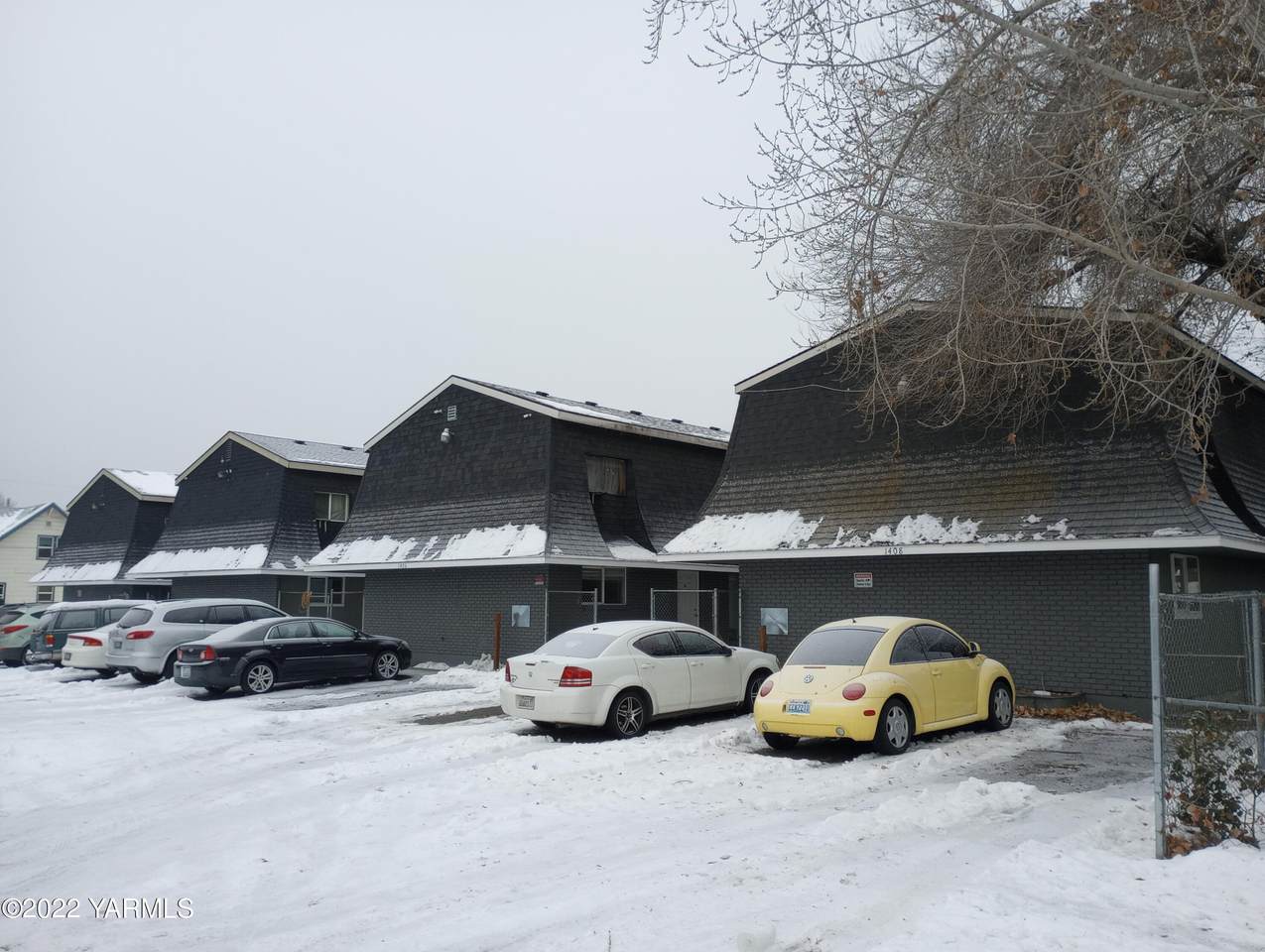 1402-1408 Roosevelt Ave - Photo 1