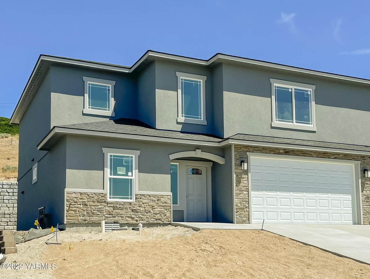 8807 Kail Dr - Photo 1