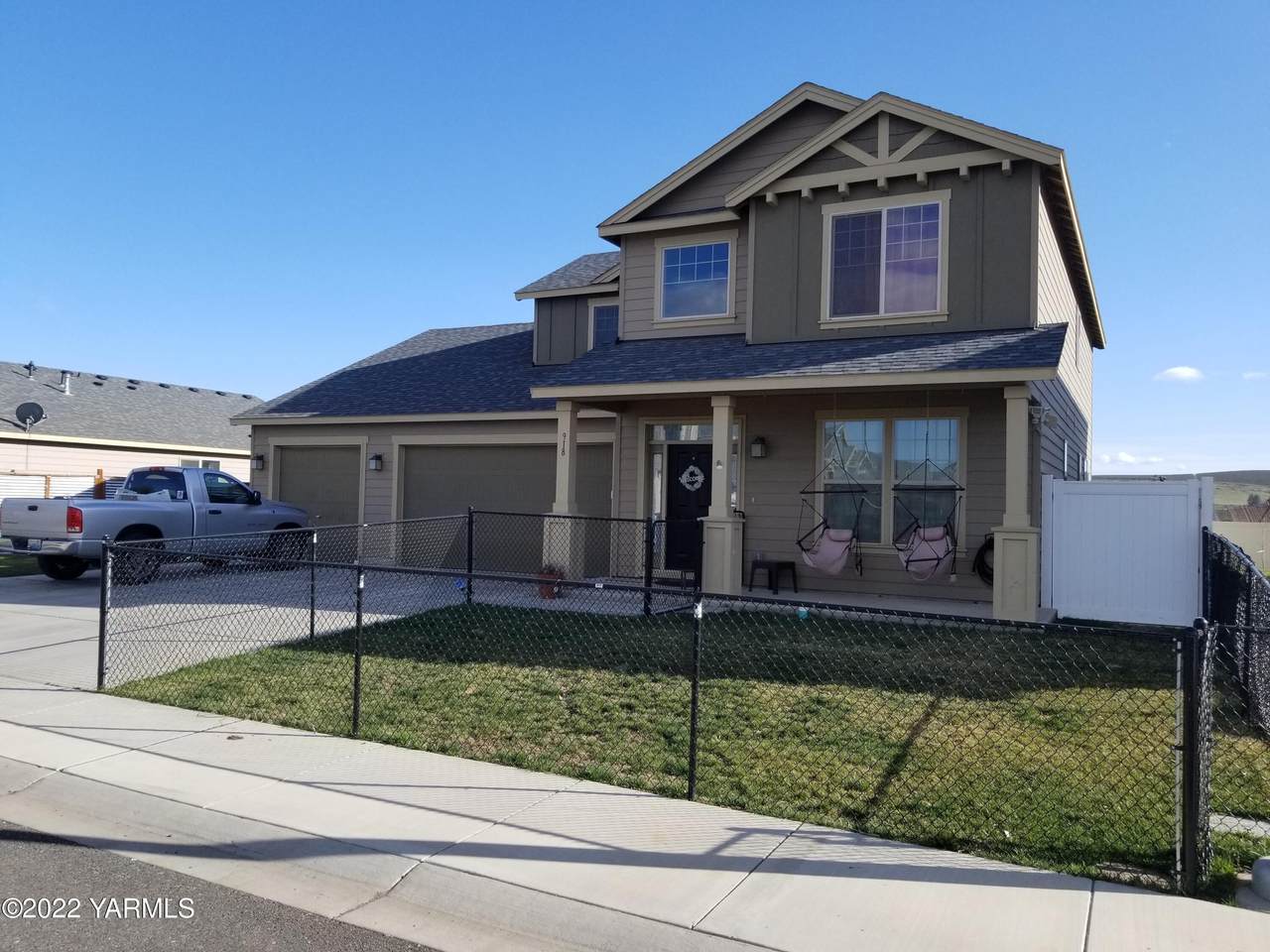 918 Millenium Ave - Photo 1