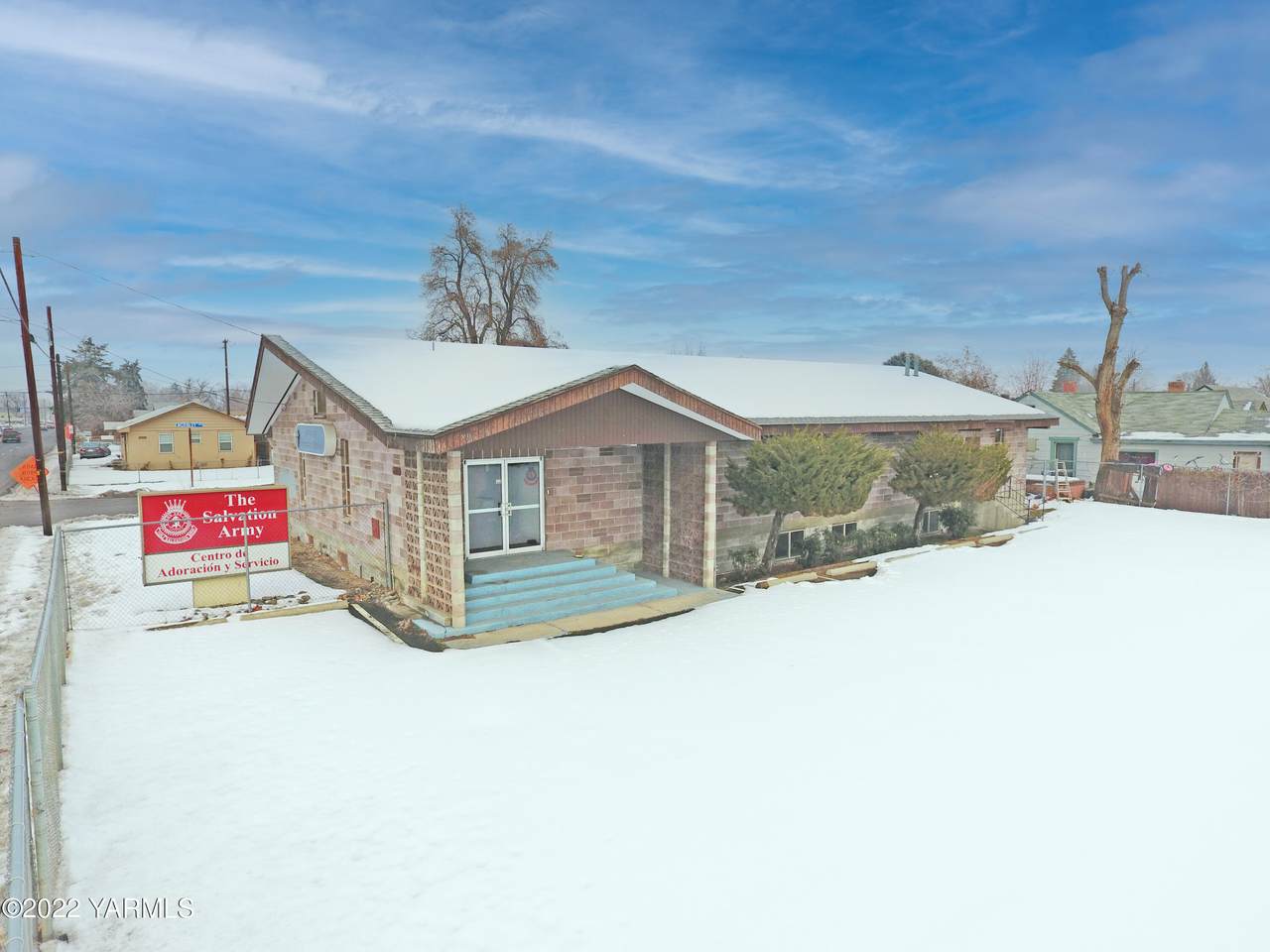 419 16th Ave - Photo 1