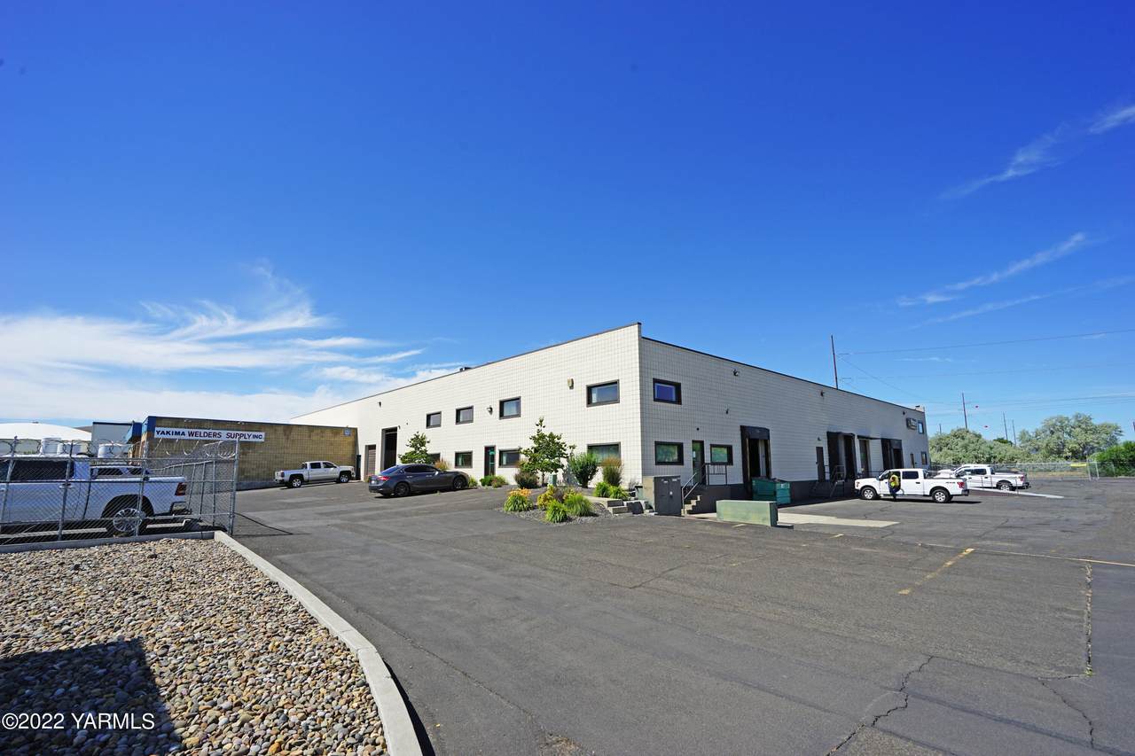 700 Valley Mall Blvd - Photo 1