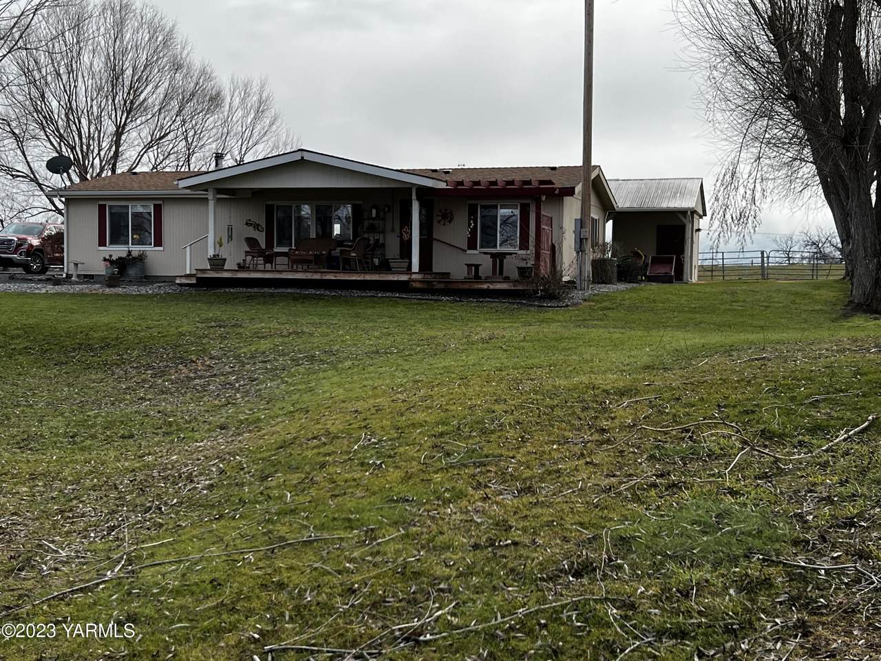25732 W Highland Extension Rd - Photo 1