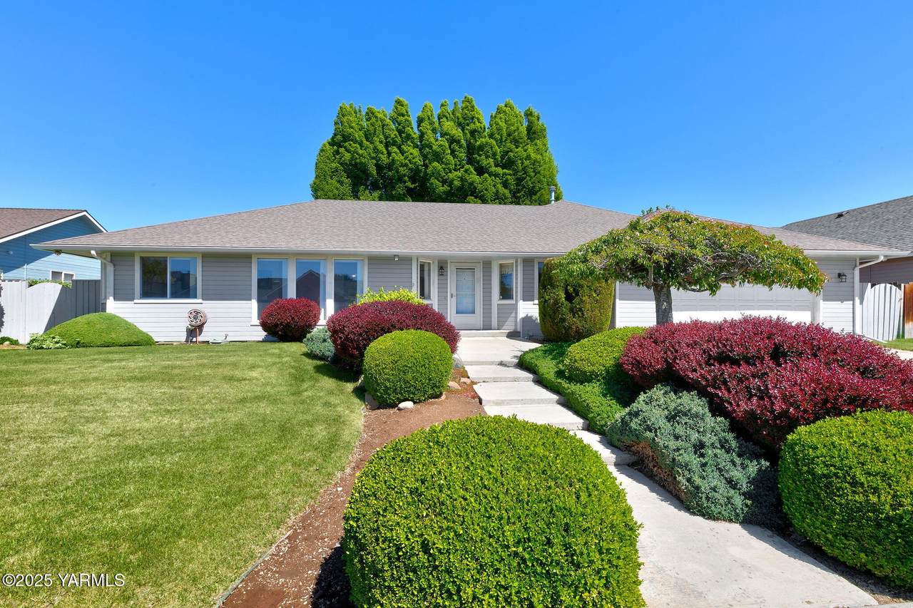 7405 Holly Ln - Photo 1