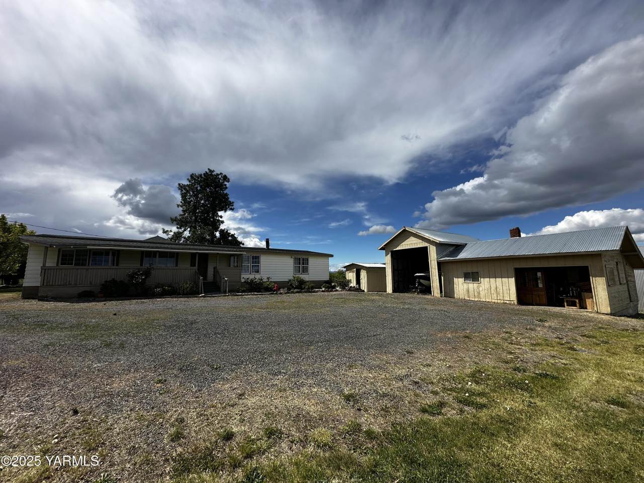 6941 Naches Heights Rd - Photo 1