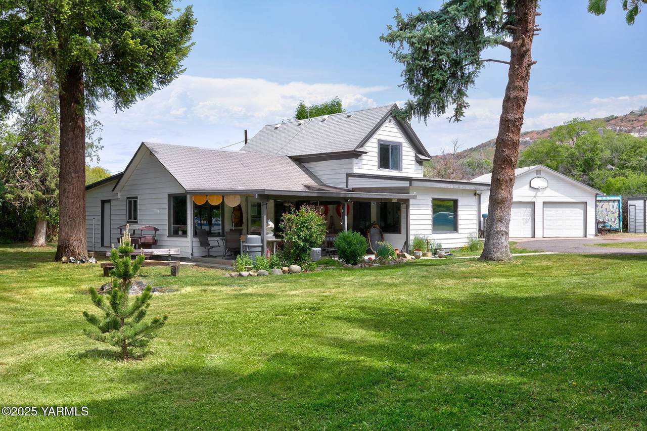 310 Sage Trail Rd - Photo 1