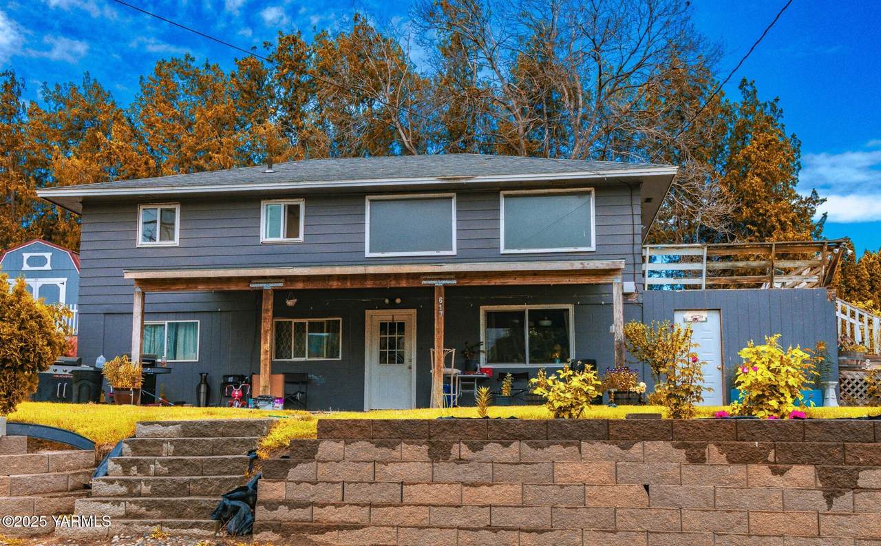 617 Ravine Dr - Photo 1
