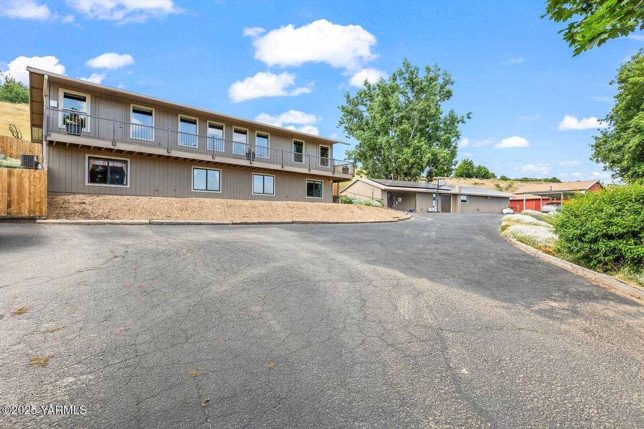 14661 Wide Hollow Rd - Photo 1