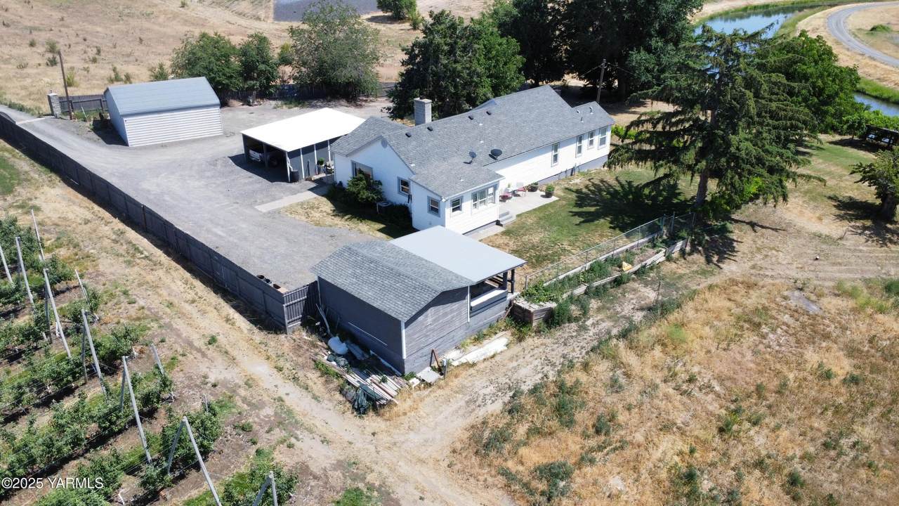 960 Knight Hill Rd - Photo 1