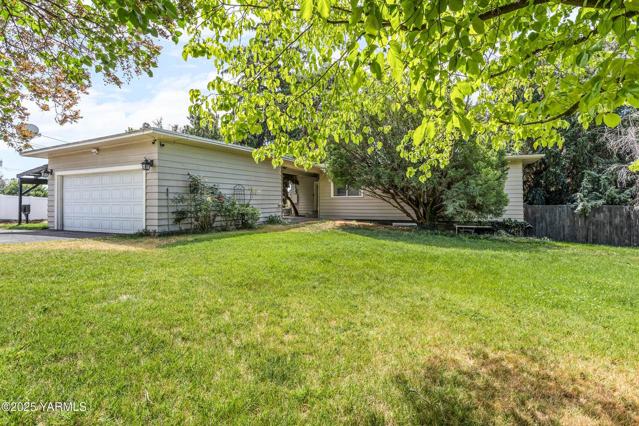 118 Glen Dr - Photo 1