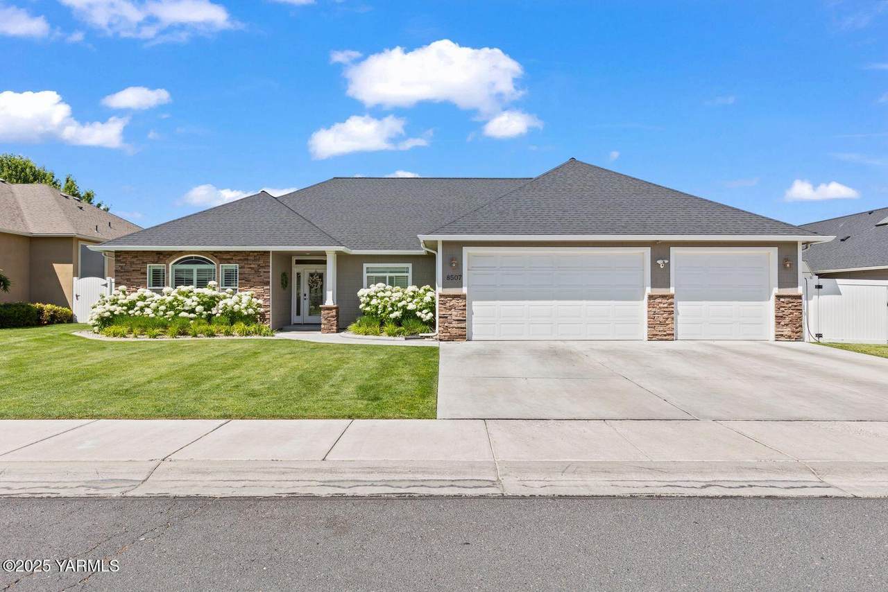 8507 Westbrook Ave - Photo 1