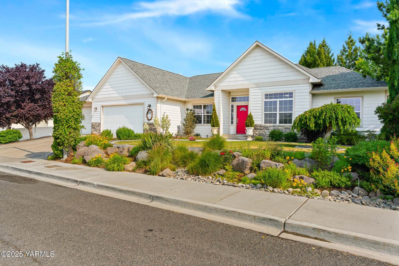 9307 Torrey Pines Ln - Photo 1