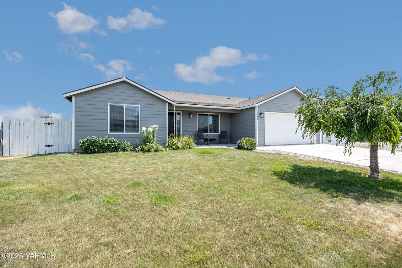 5421 Jackson Ln - Photo 1