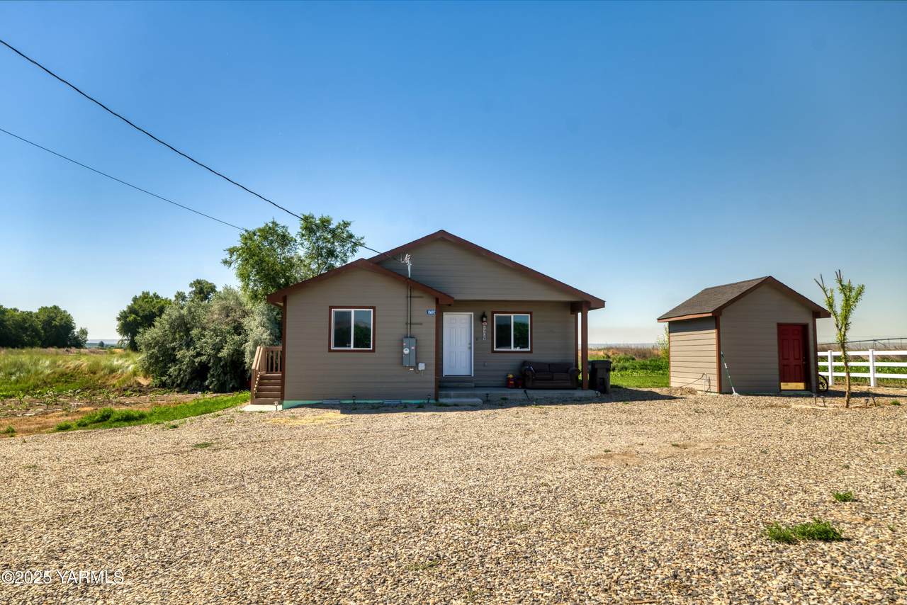 10692 Van Belle Rd - Photo 1