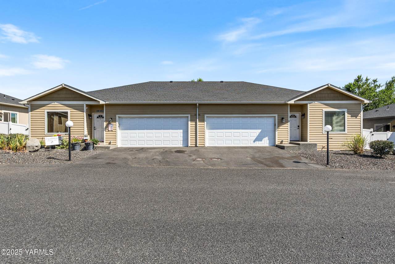 3101 Swan Ave - Photo 1