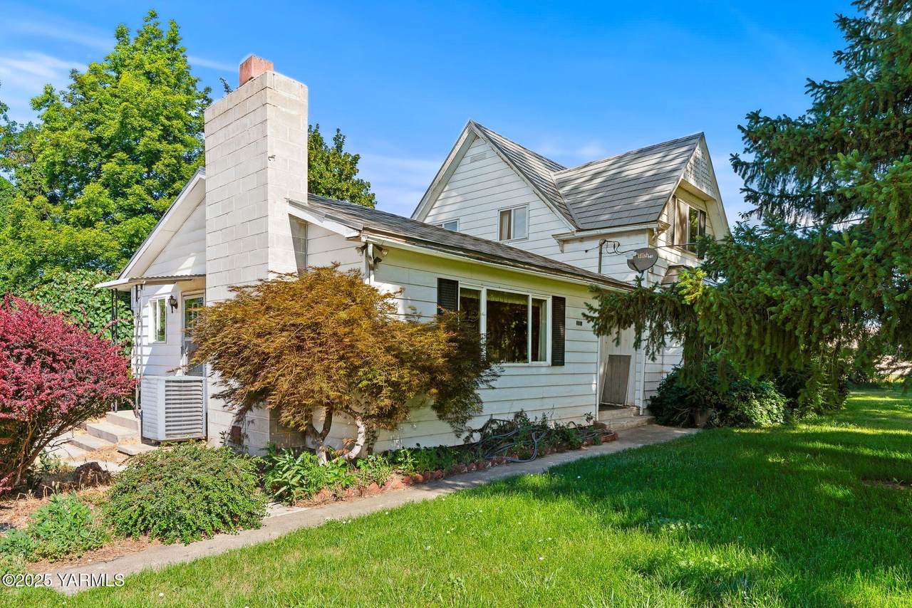2006 Ekelman Rd - Photo 1